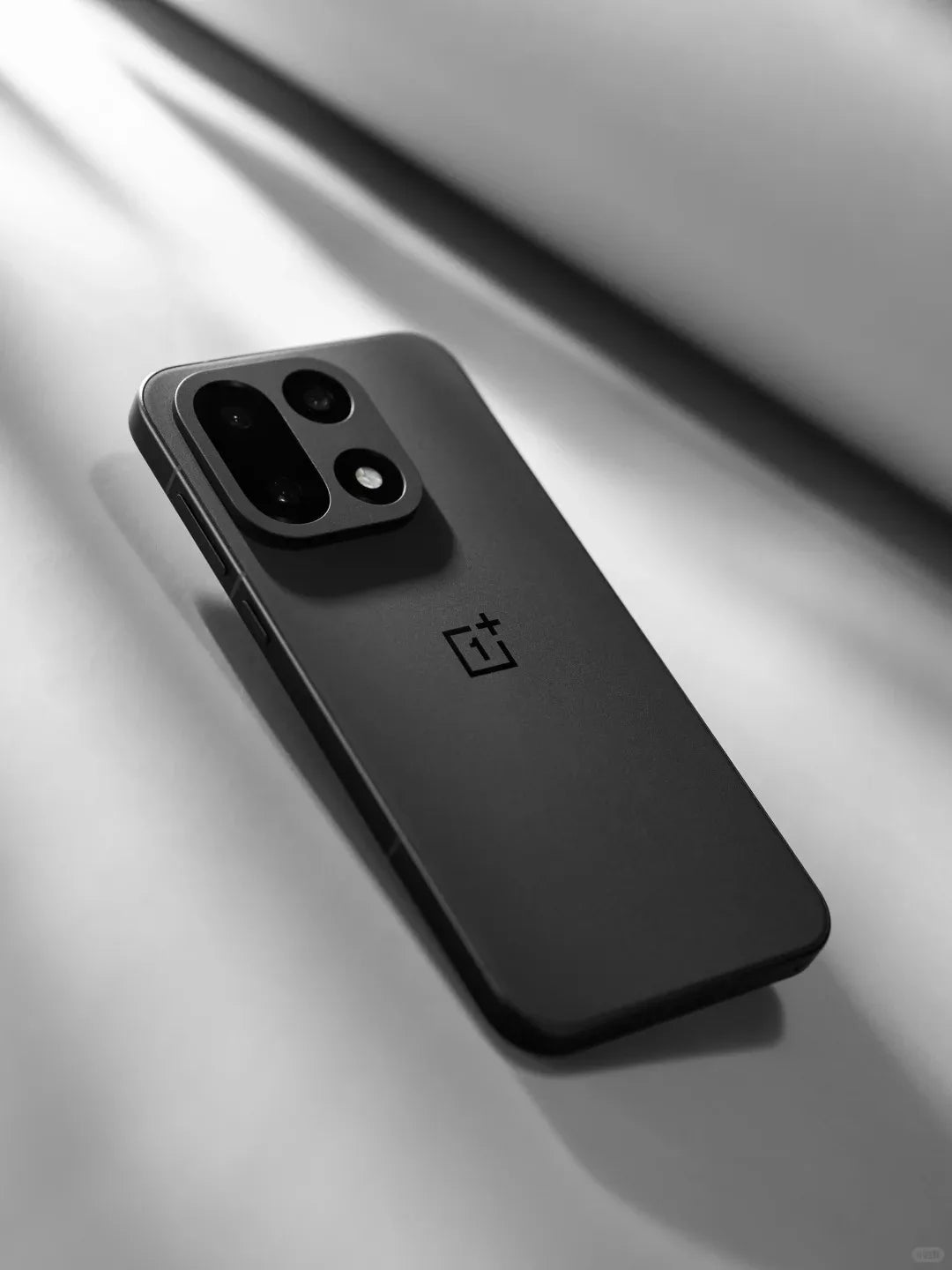 OnePlus 15 Smartphone — Snapdragon 8 Elite Gen 5, Pantalla AMOLED 6,78" 165Hz, Triple Cámara 50MP, 7300mAh